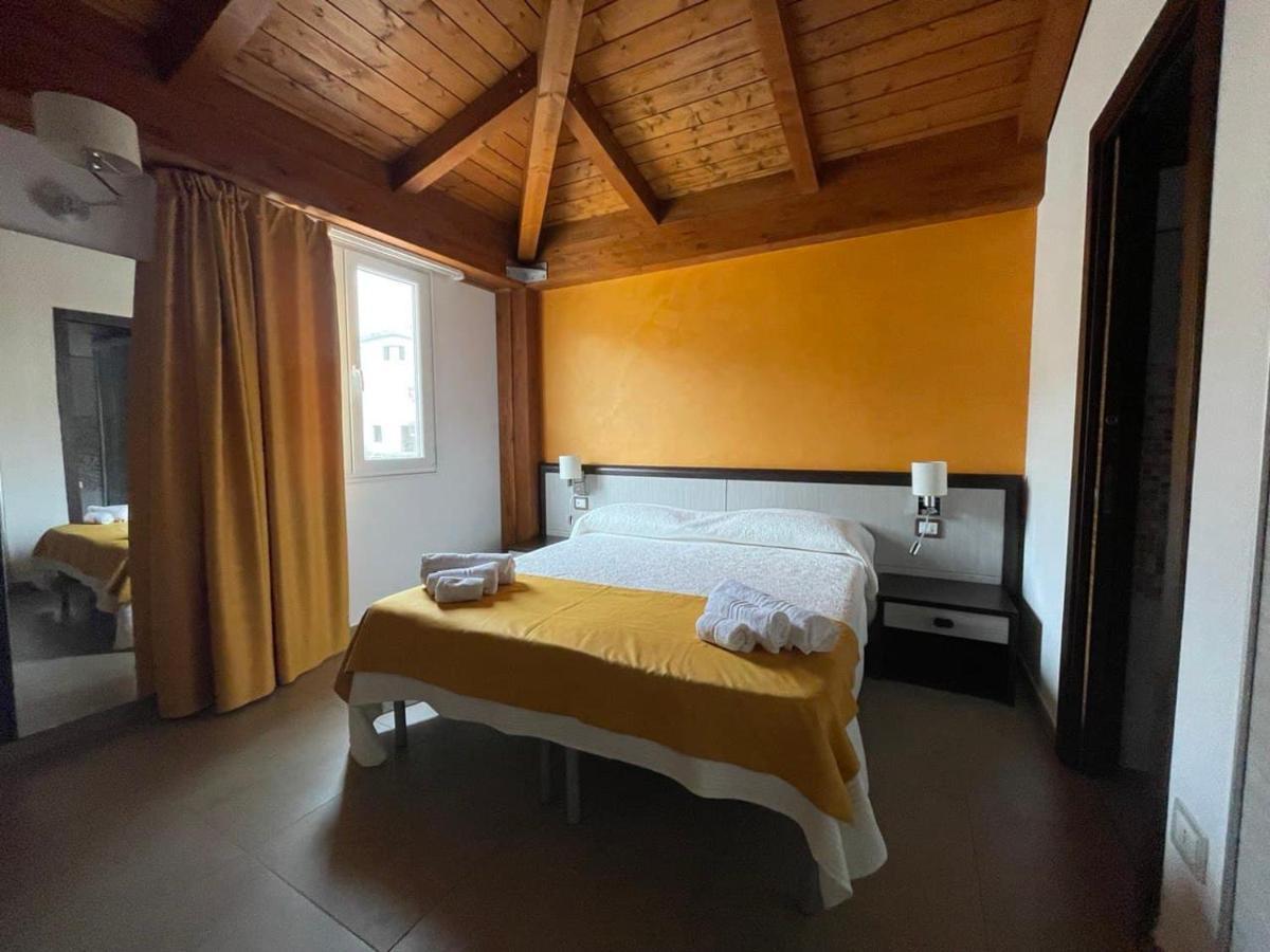 Il Belvedere Guest House Scalea Eksteriør bilde
