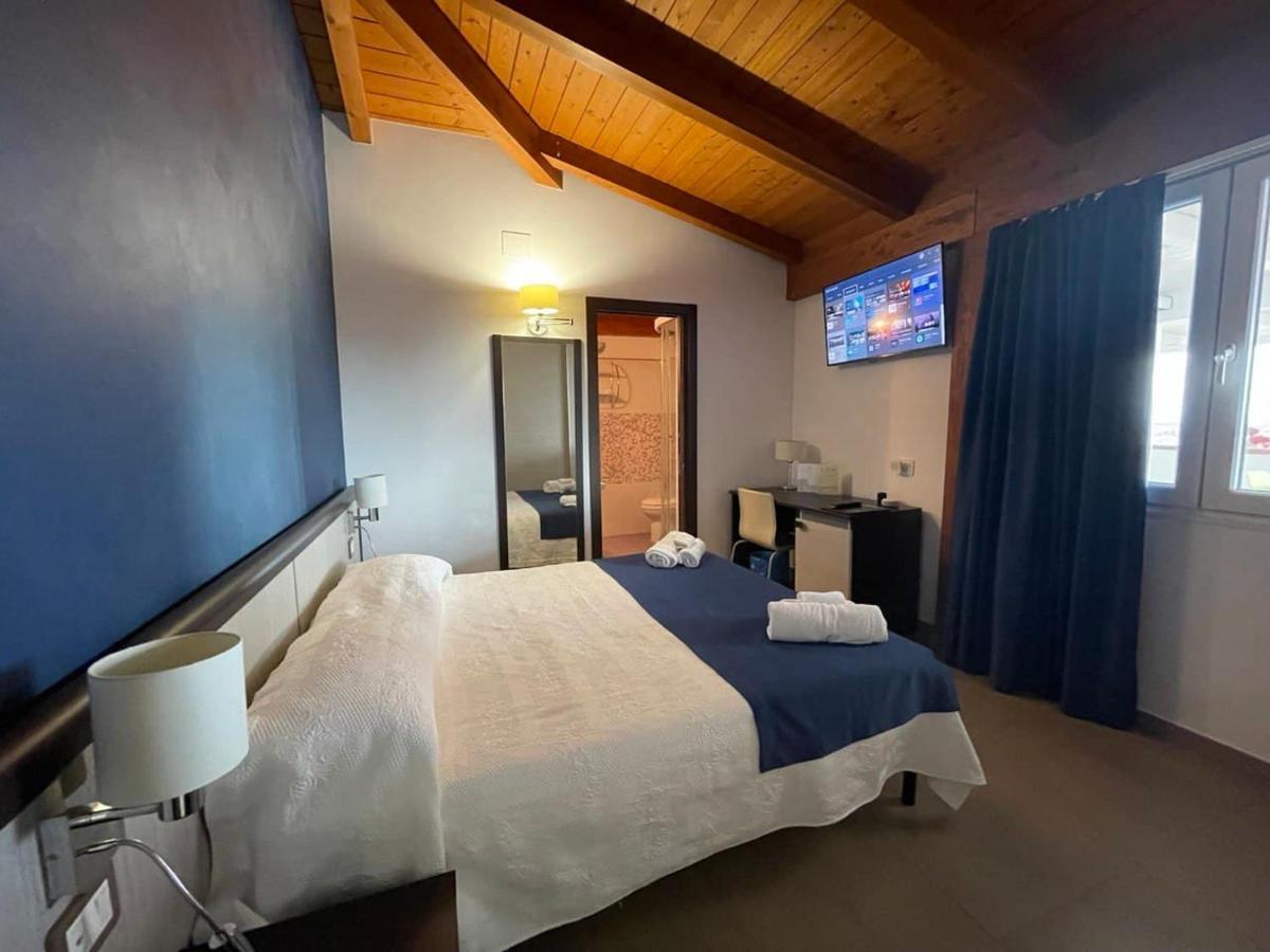 Il Belvedere Guest House Scalea Eksteriør bilde